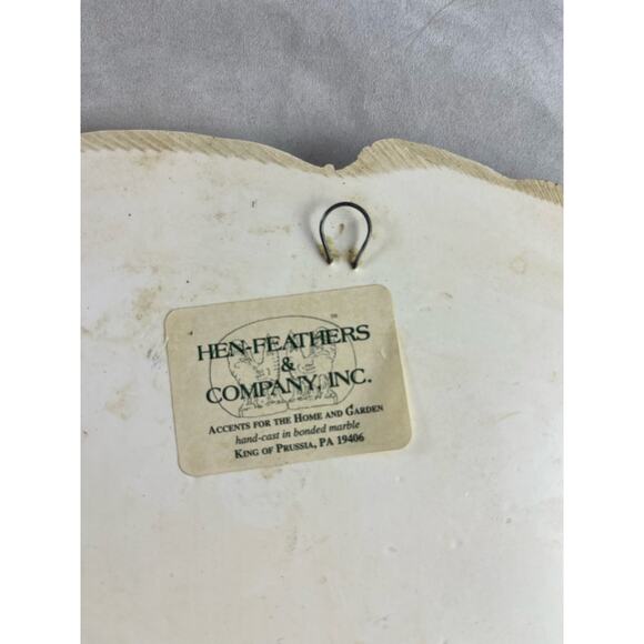 Hen Feathers Hand Cast Wall Plaque Children Garden Decor 10 x 6 Indoor Outdoor - Picture 5 of 5